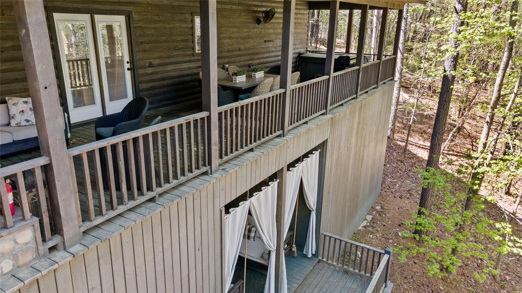 47 Logan Berry Trail Property Photo 3