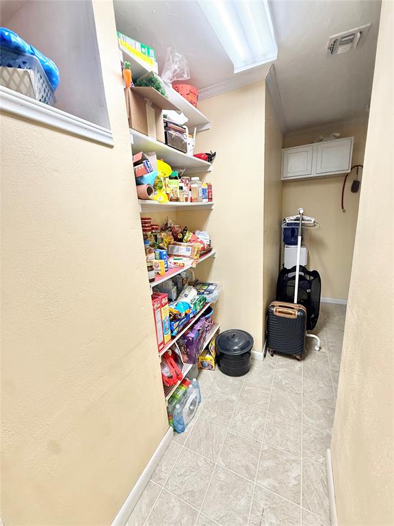 1724 N Willard Street Property Photo 7