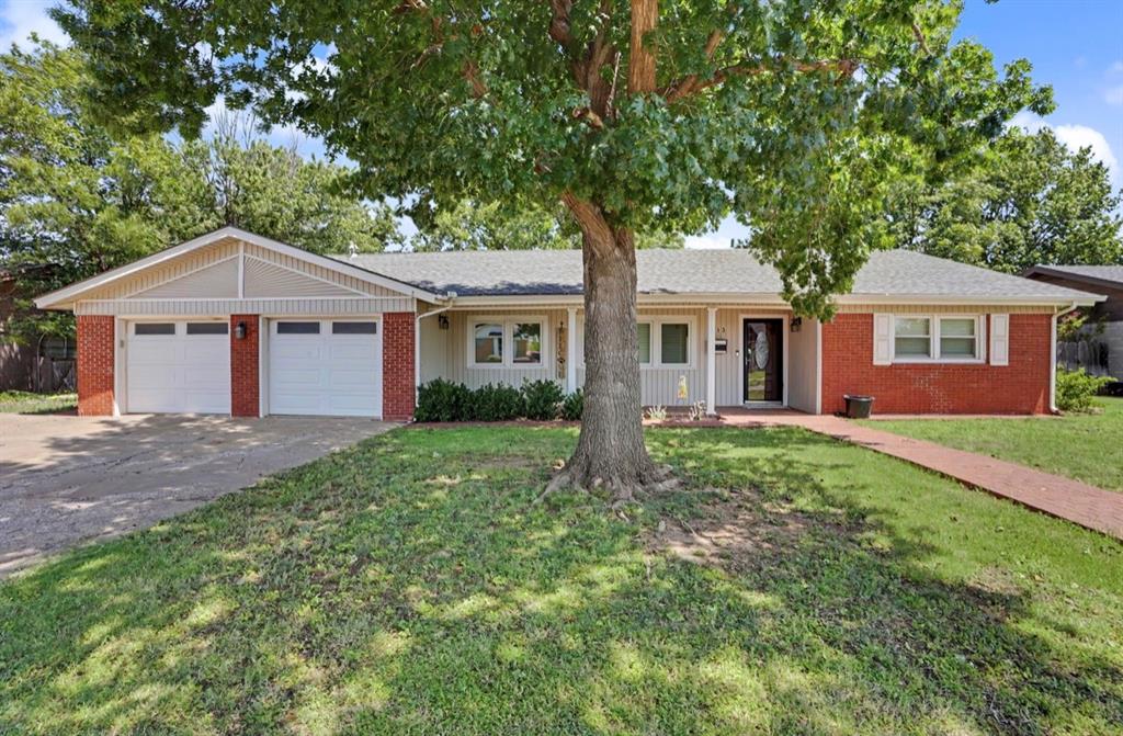 213 S Mockingbird Drive Property Photo 2