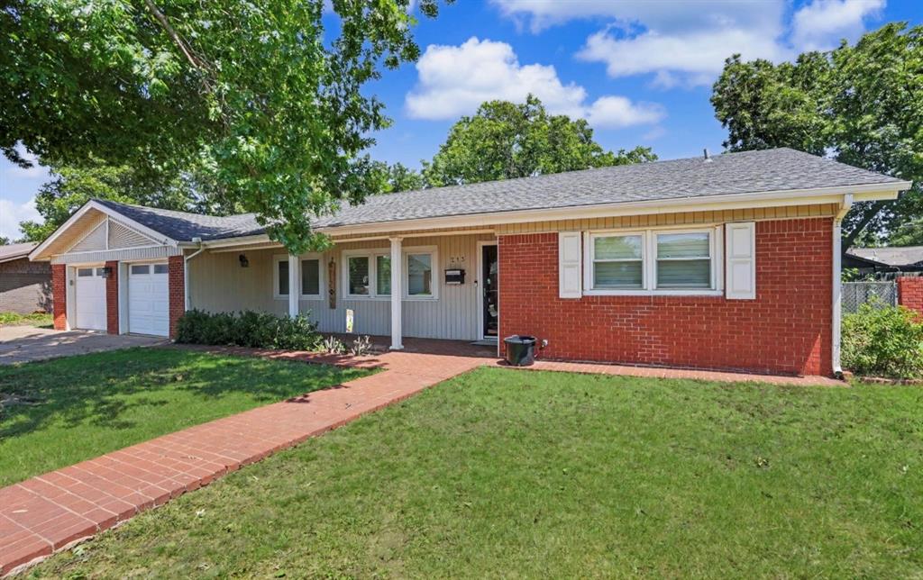 213 S Mockingbird Drive Property Photo 3