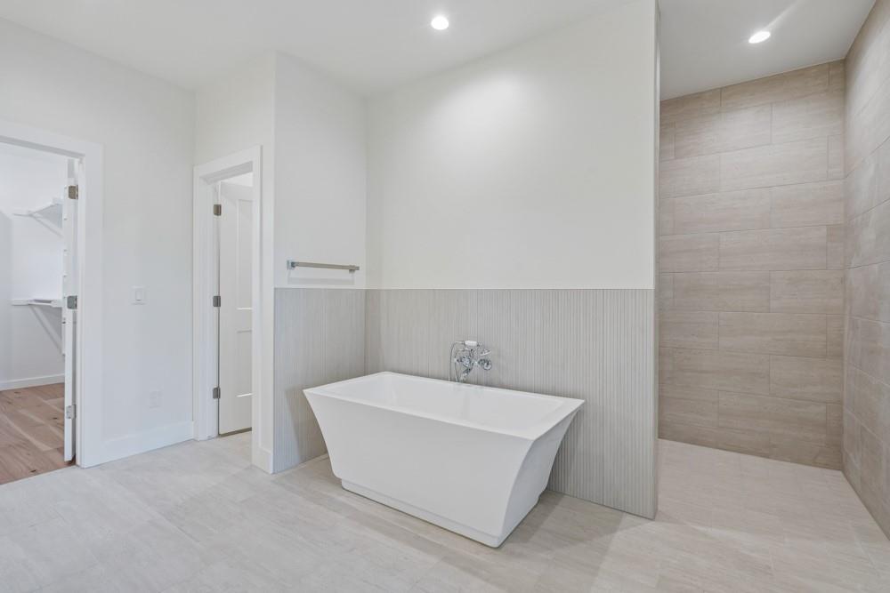 4924 Pont Neuf Road Property Photo 28