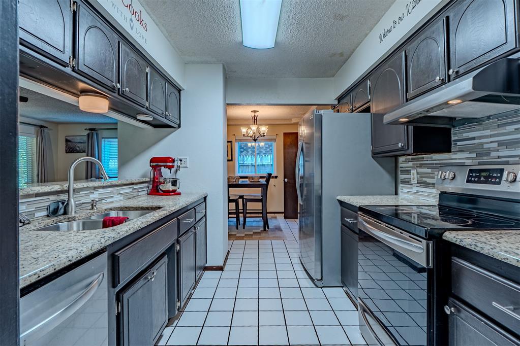 5113 Beacon Hill Road Property Photo 1