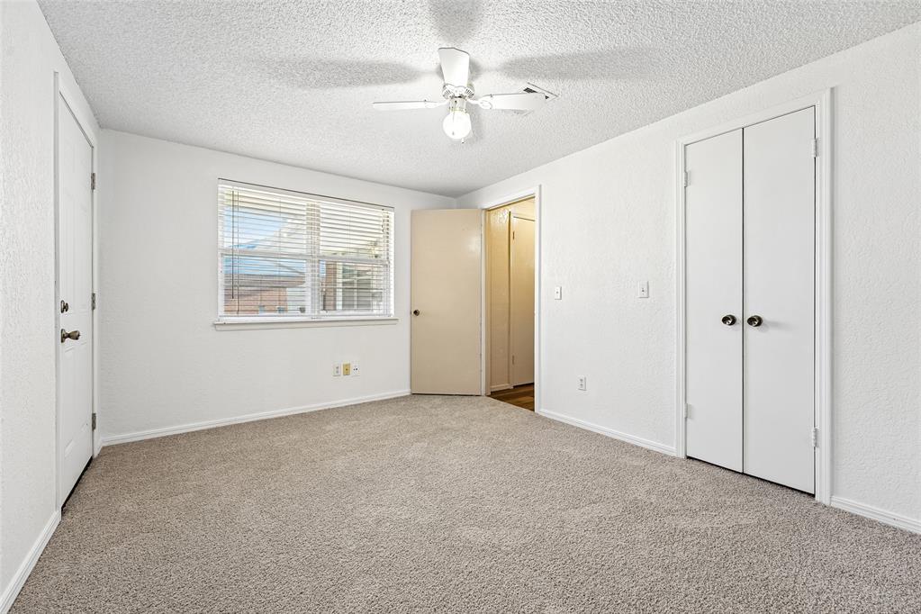 8404 S Brookline Avenue Property Photo 4