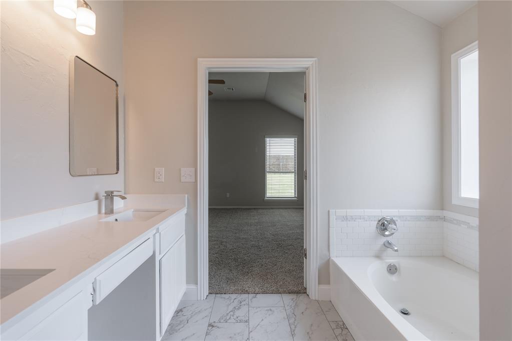 101 Sandstone Drive Property Photo 23