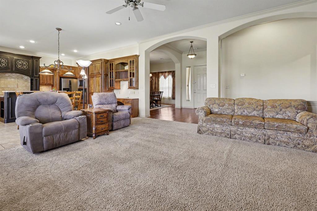 9024 Wheatland Drive Property Photo 7