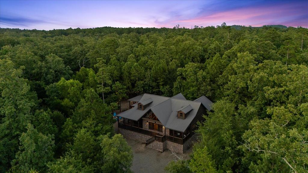 132 Bass Loop Road Property Photo 3