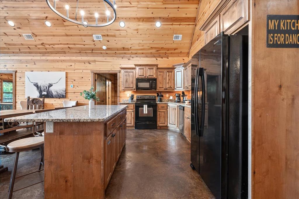 132 Bass Loop Road Property Photo 11