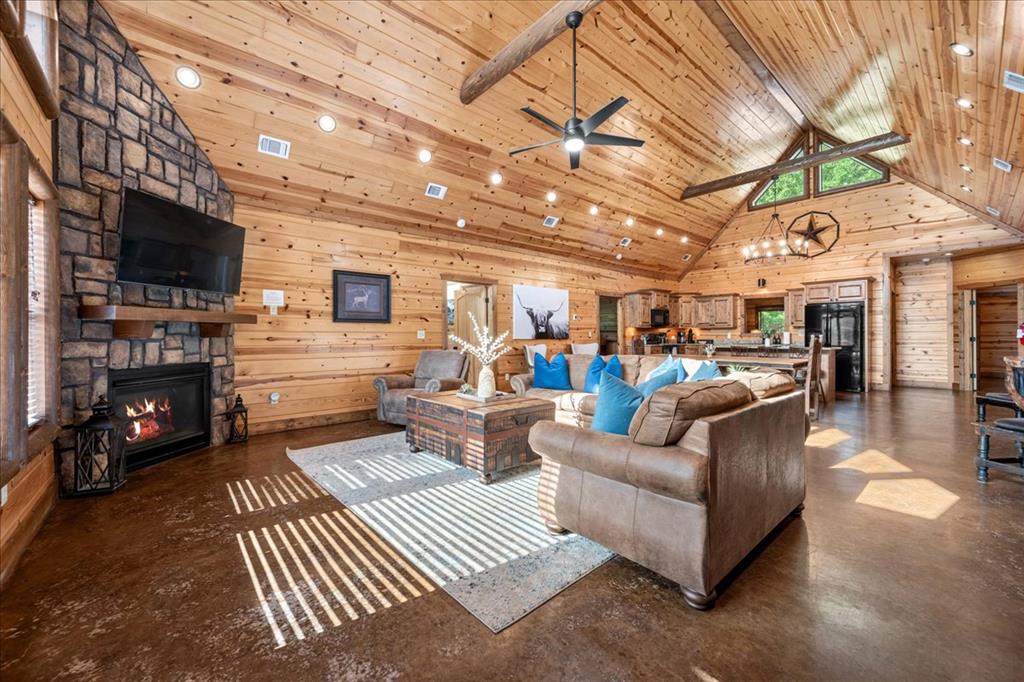 132 Bass Loop Road Property Photo 13