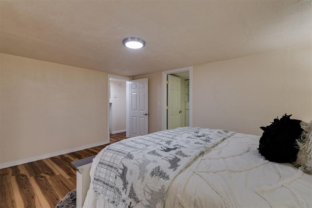 9209 Sleepy Hollow Drive Property Photo 25