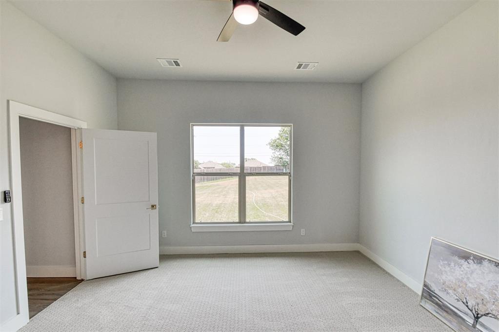 519 Ne 23rd Avenue Property Photo 20