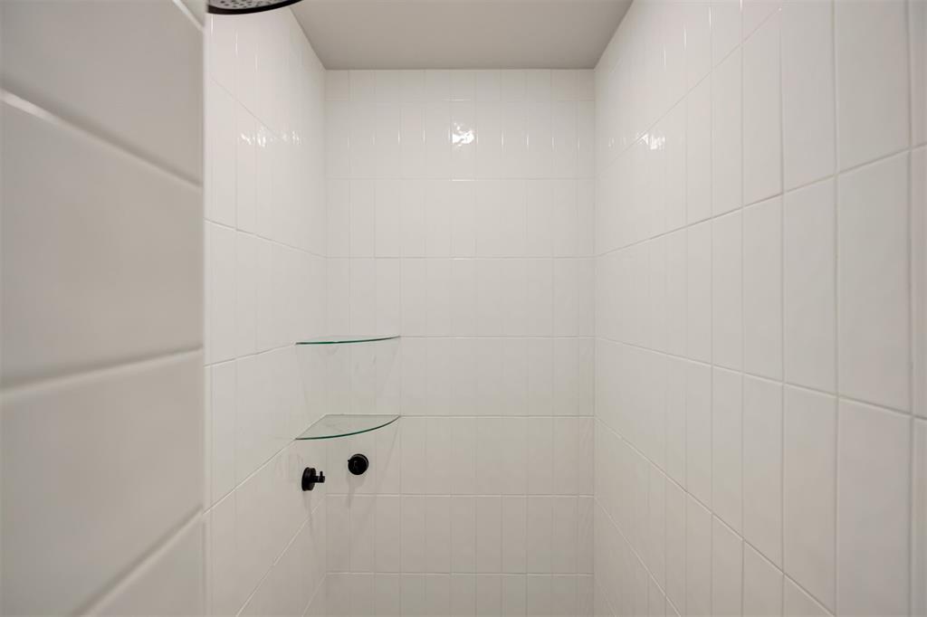9500 Megans Way Property Photo 23