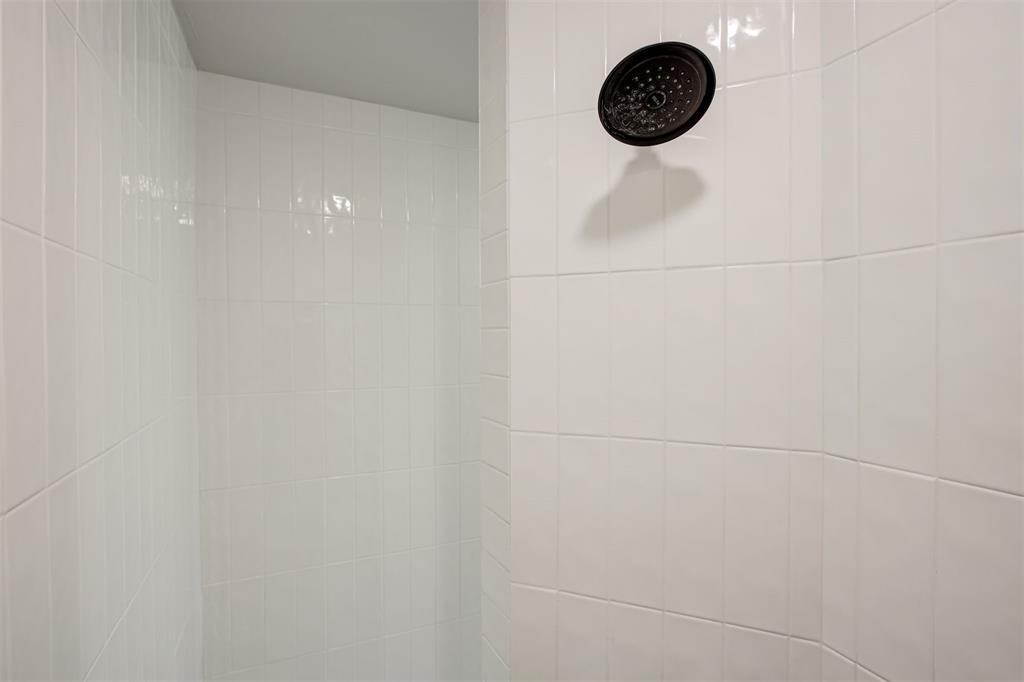 9500 Megans Way Property Photo 24