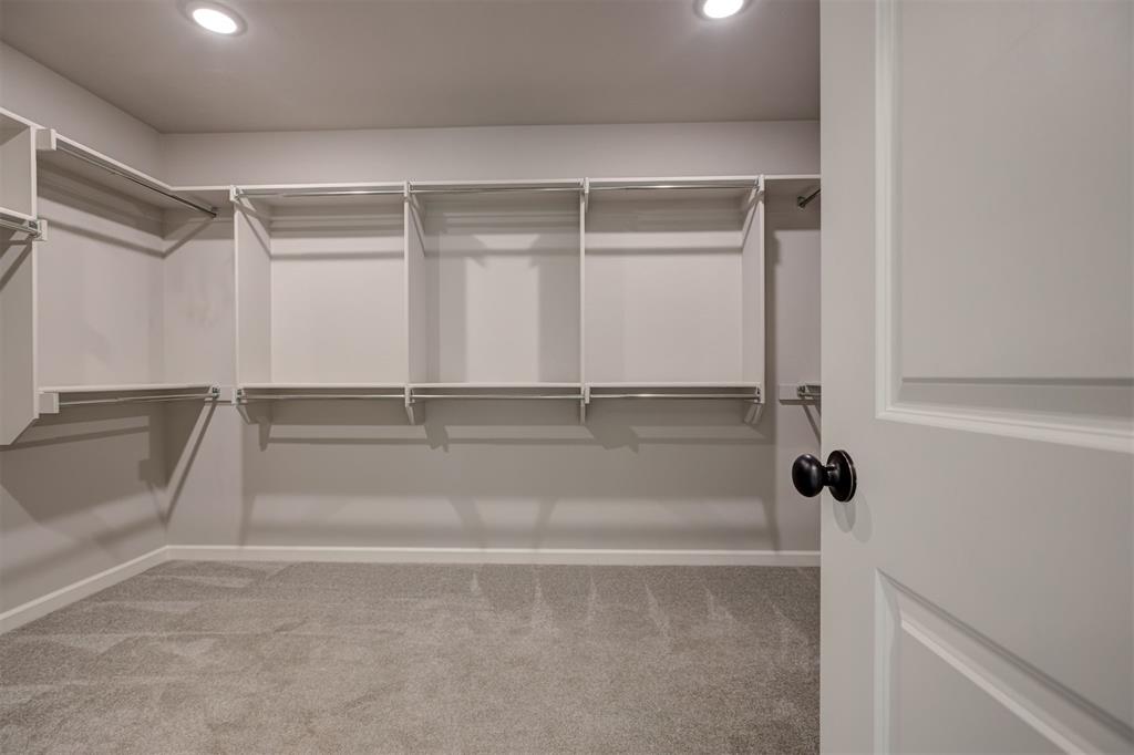 9500 Megans Way Property Photo 27