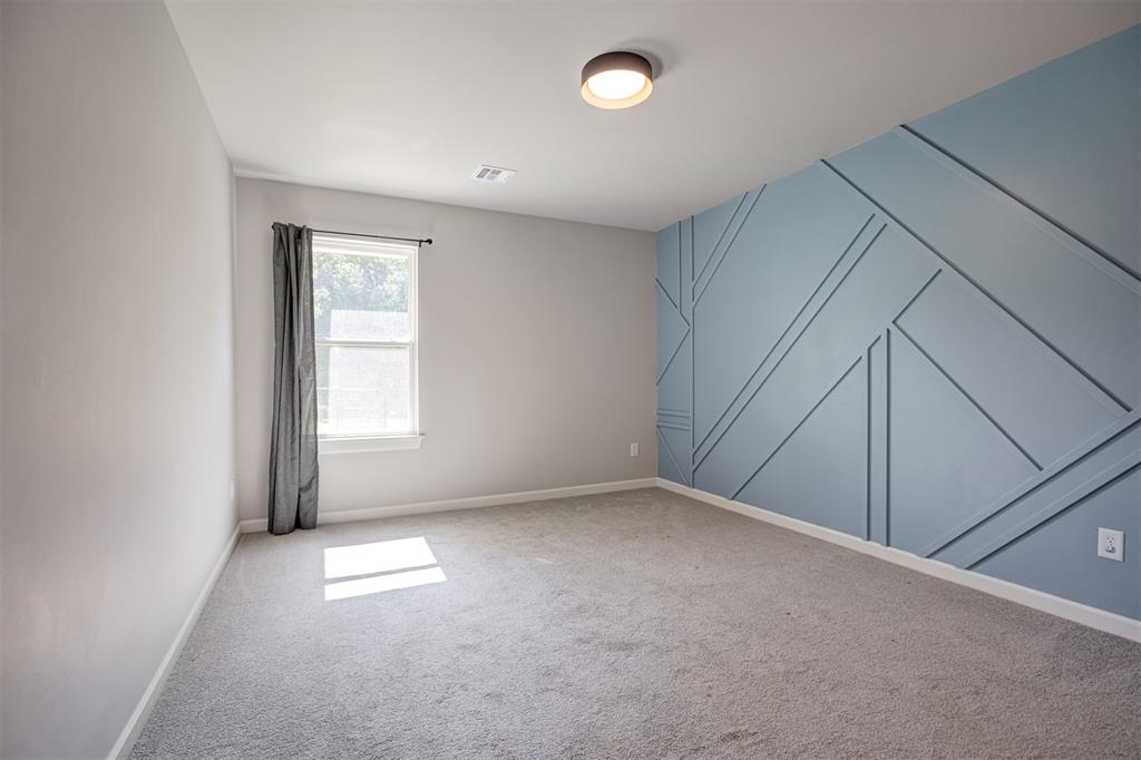 9500 Megans Way Property Photo 34