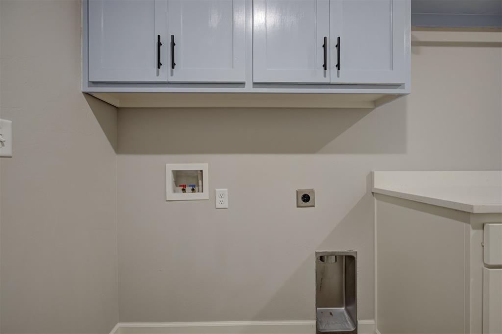 9500 Megans Way Property Photo 41