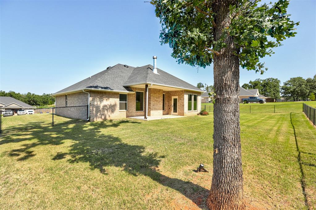 9500 Megans Way Property Photo 48