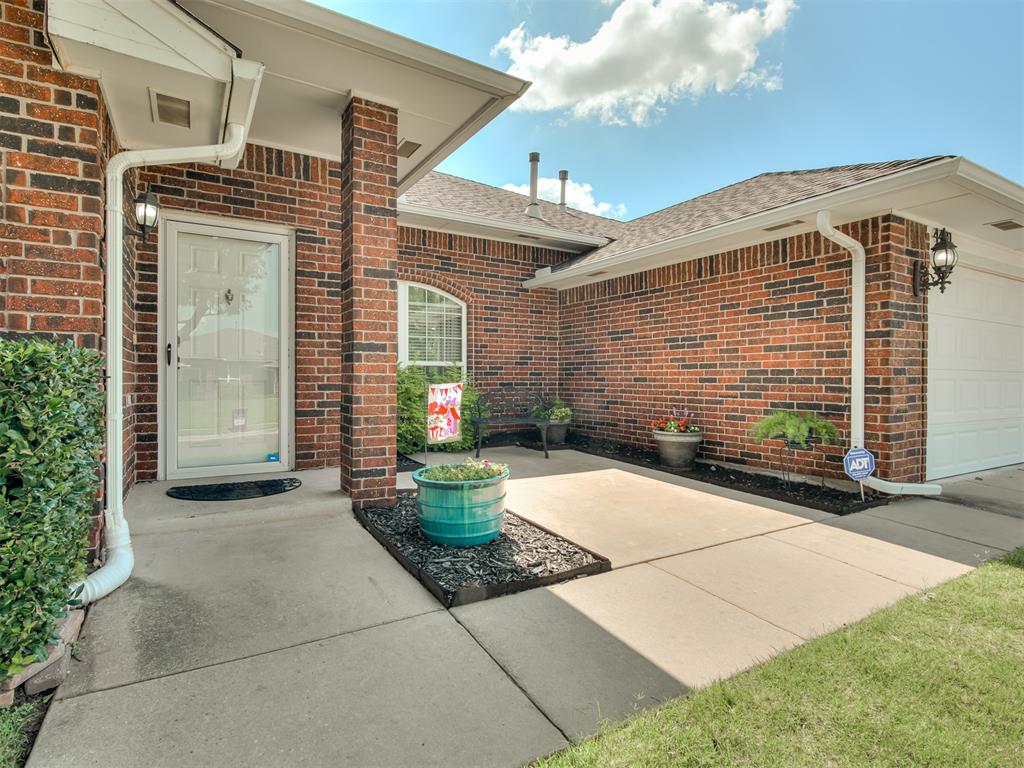 4401 Spotted Owl Circle Property Photo 3