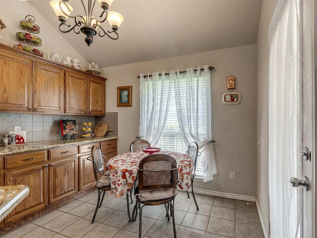 4401 Spotted Owl Circle Property Photo 8