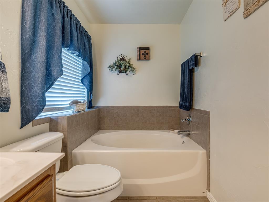 4401 Spotted Owl Circle Property Photo 20