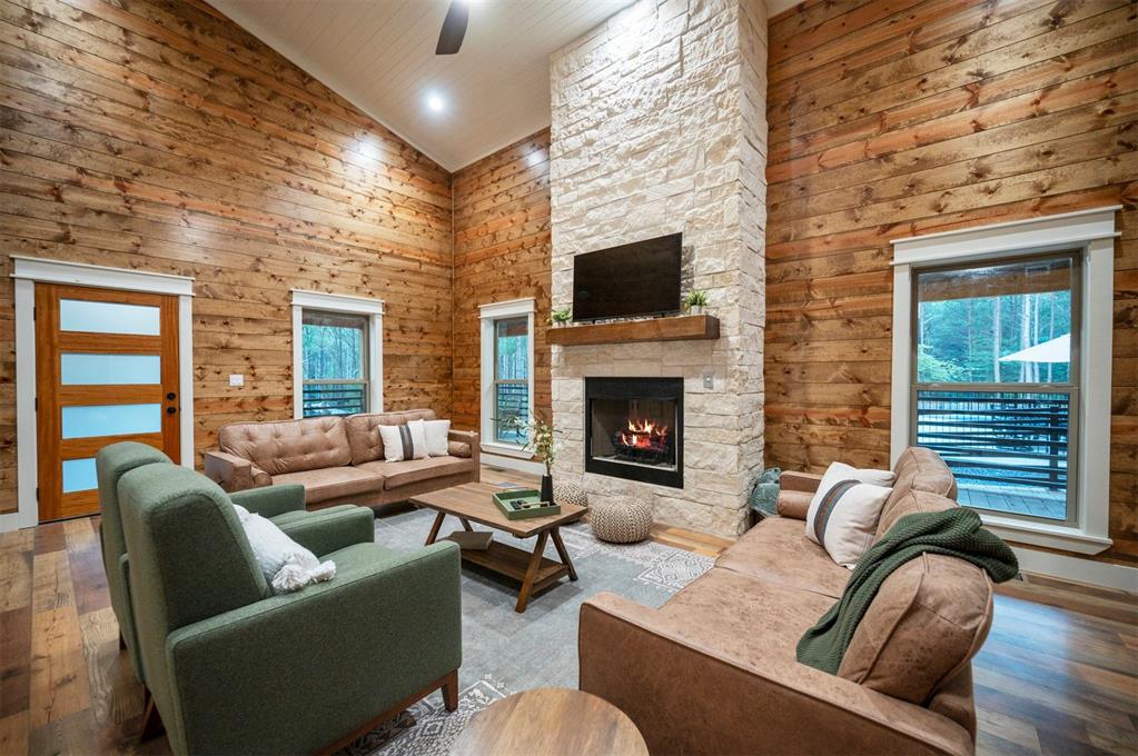 133 Bear Maple Trail Property Photo 3