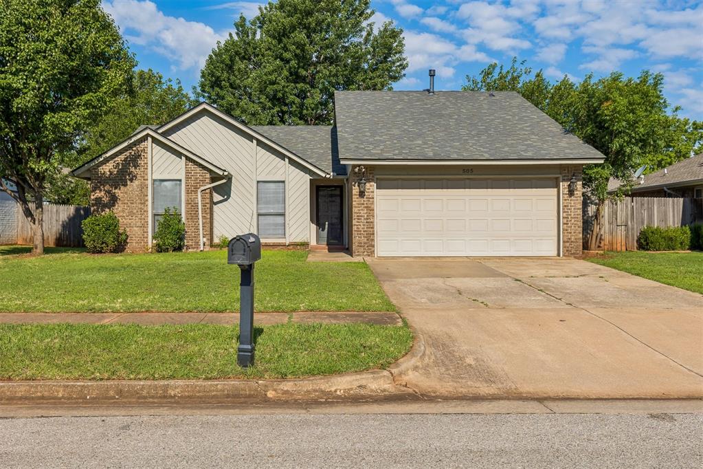 505 Crestview Property Photo 1