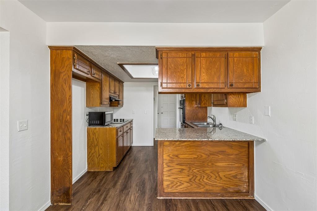 505 Crestview Property Photo 7
