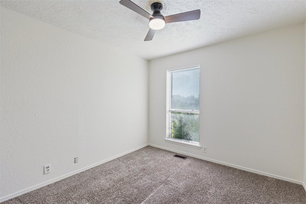 505 Crestview Property Photo 23