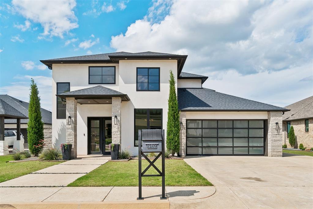 2109 Wiregrass Drive Property Photo 1