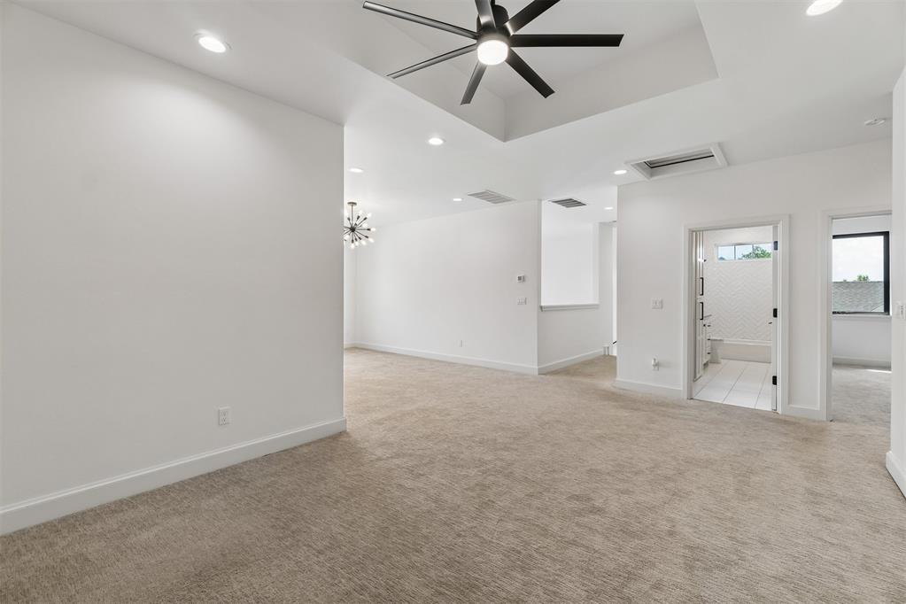 2109 Wiregrass Drive Property Photo 27