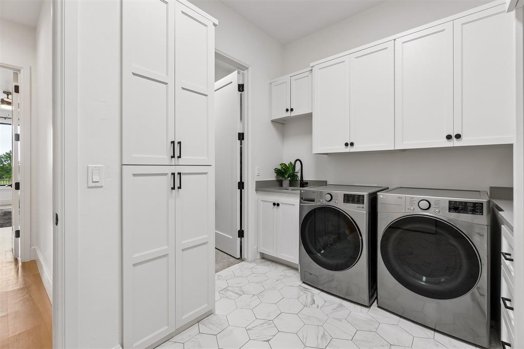 2109 Wiregrass Drive Property Photo 40