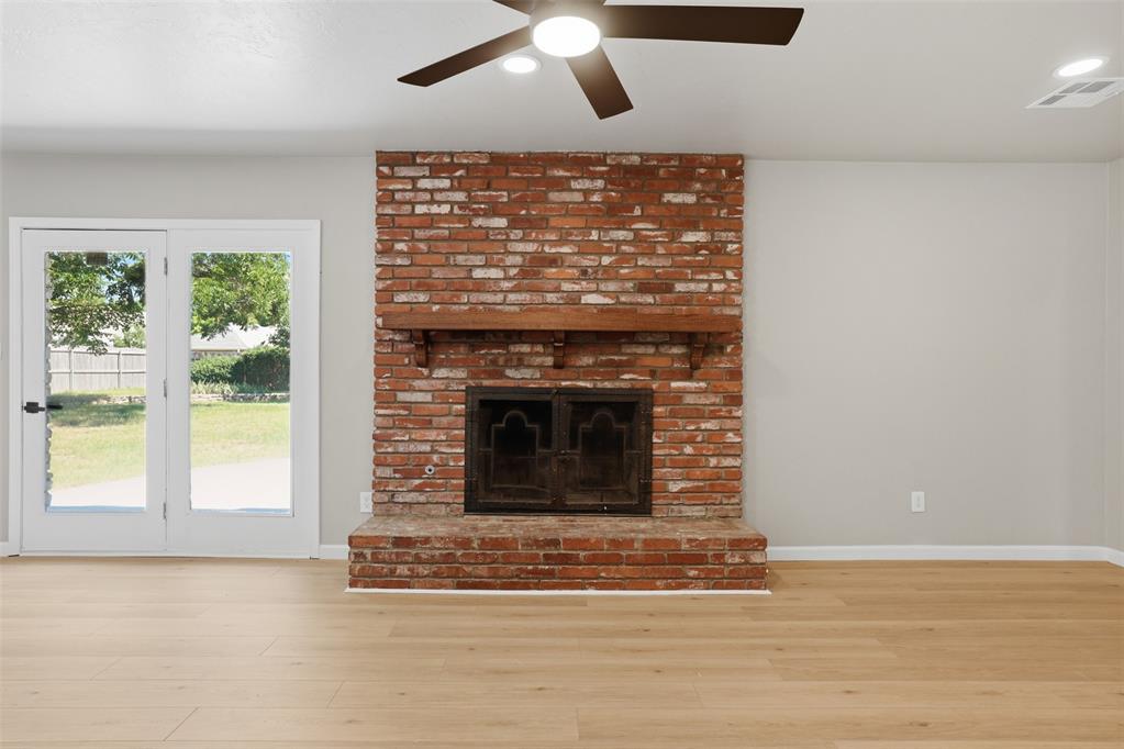 1221 Pepperdine Avenue Property Photo 8