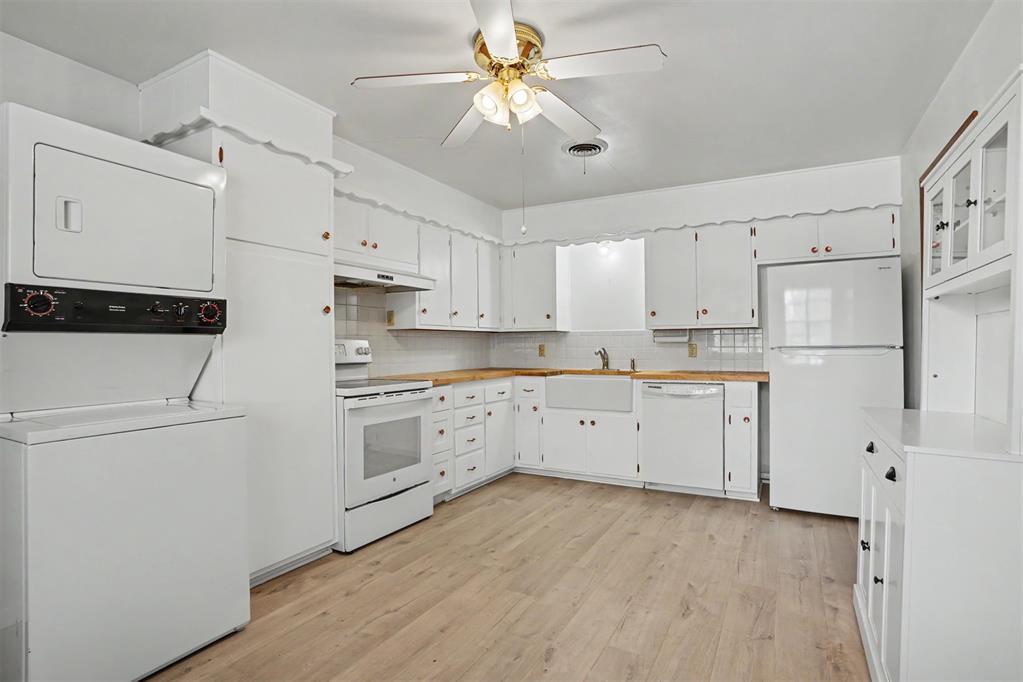 111 W Cedar Avenue Property Photo 10