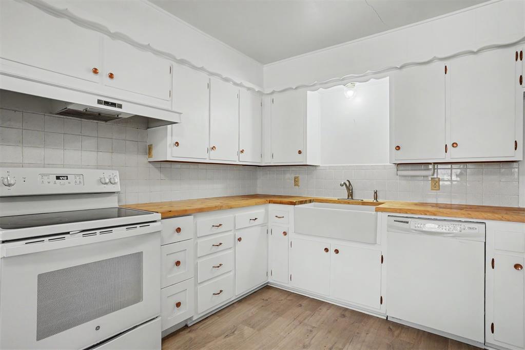 111 W Cedar Avenue Property Photo 12