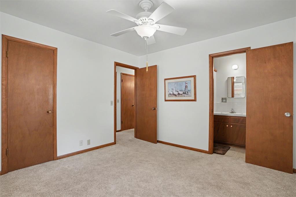 111 W Cedar Avenue Property Photo 21