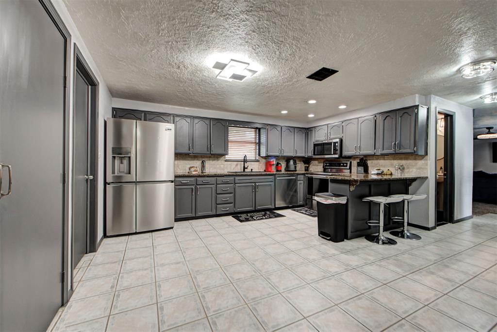 2633 Sw 75th Street Property Photo 6