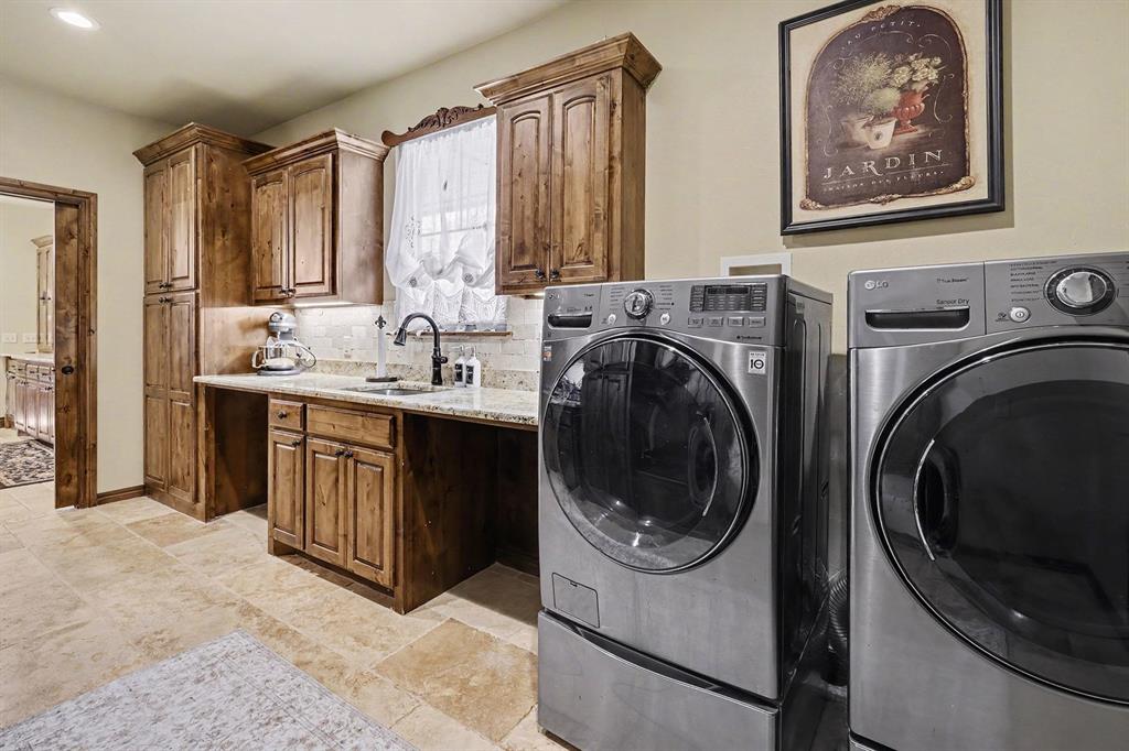 10105 S Morgan Road Property Photo 12