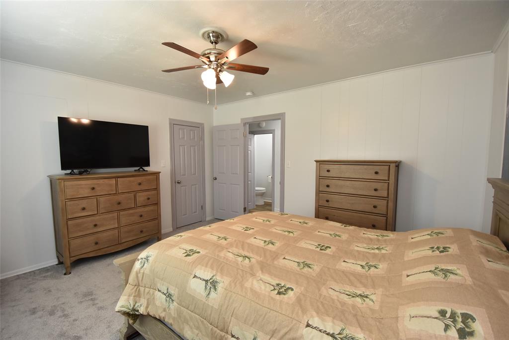 1612 Foster Avenue Property Photo 24