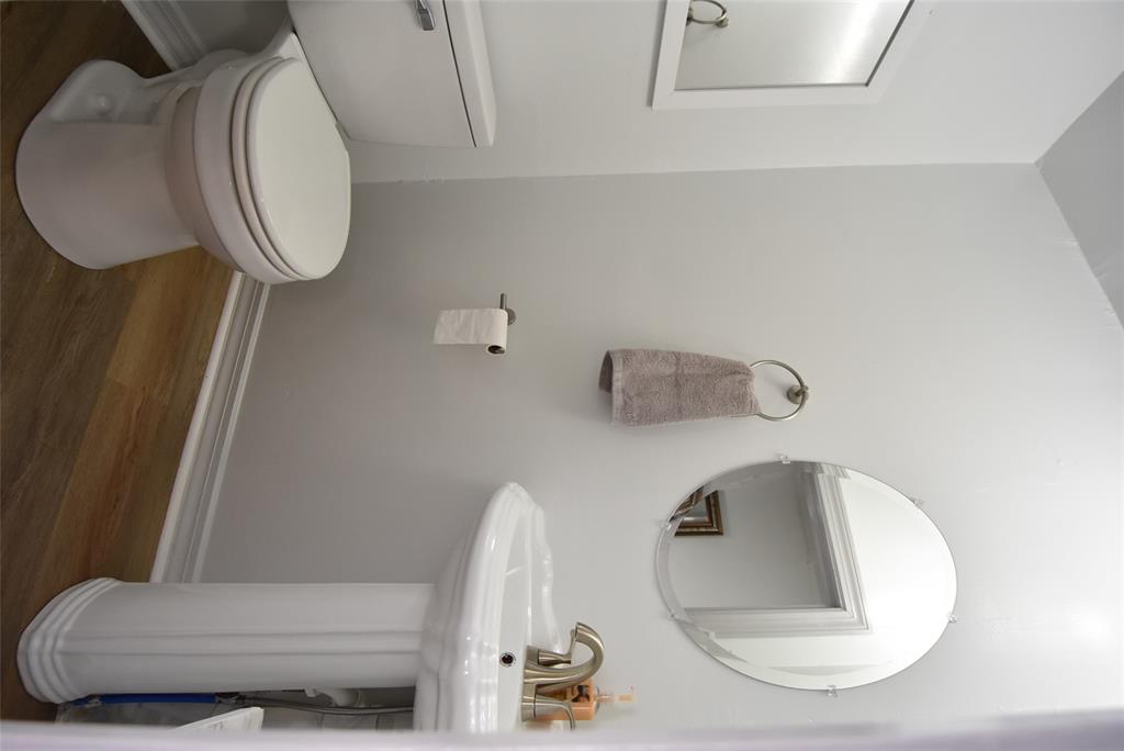 1612 Foster Avenue Property Photo 29