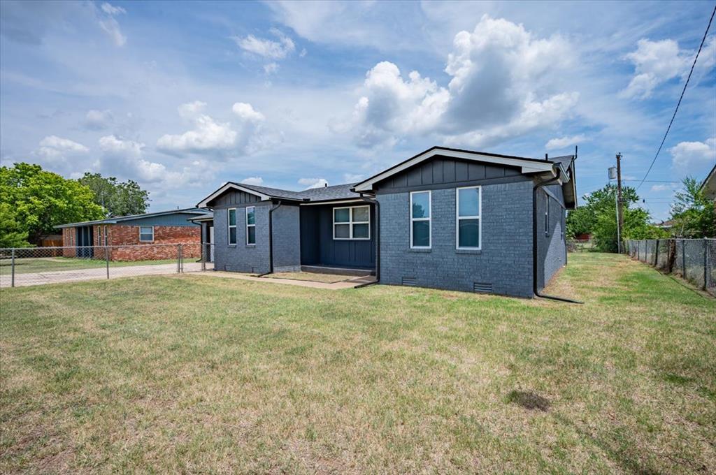 119 Windsor Road Property Photo 4
