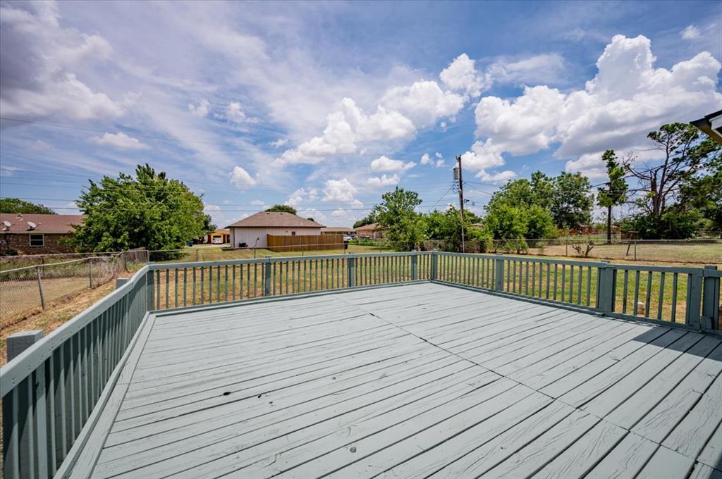 119 Windsor Road Property Photo 28
