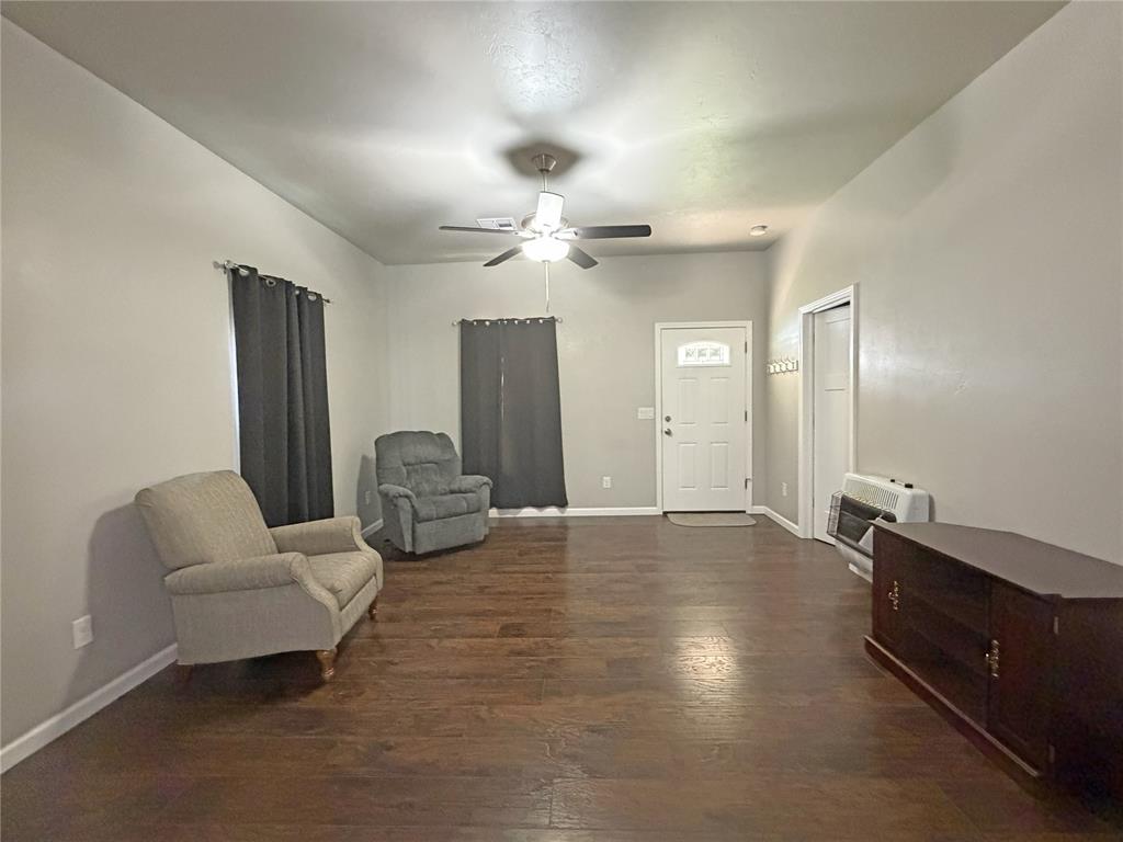 522 S Wilson Avenue Property Photo 5