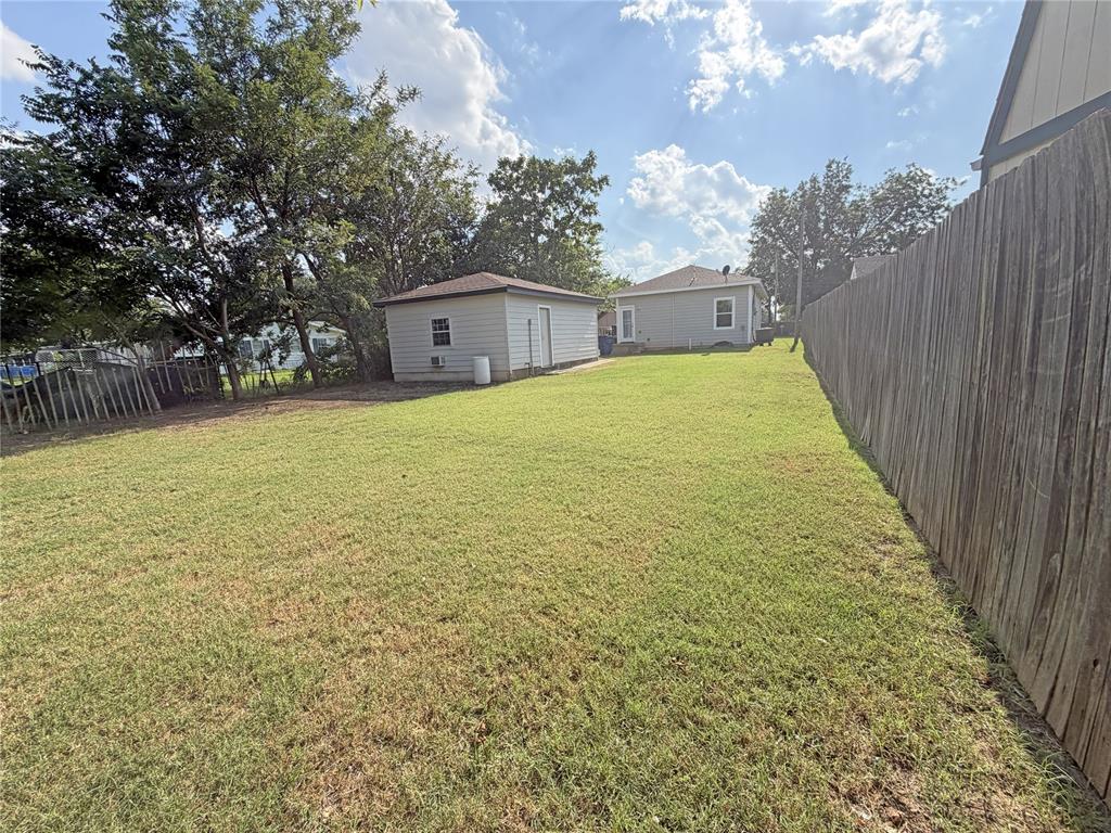 522 S Wilson Avenue Property Photo 23