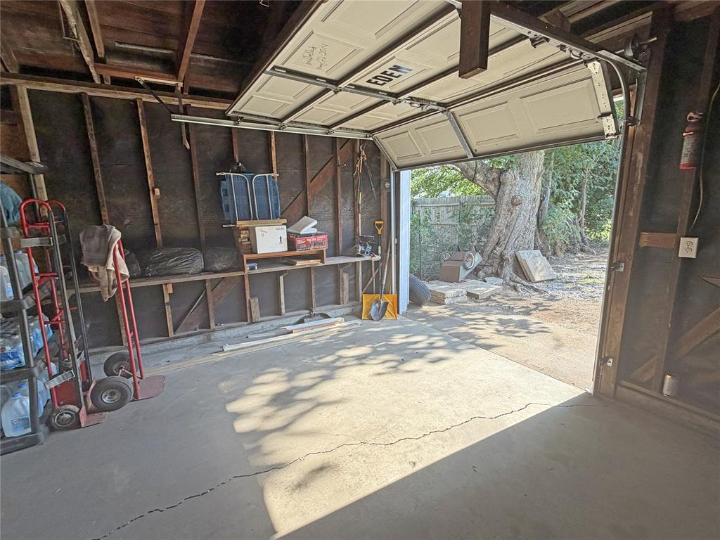 522 S Wilson Avenue Property Photo 26