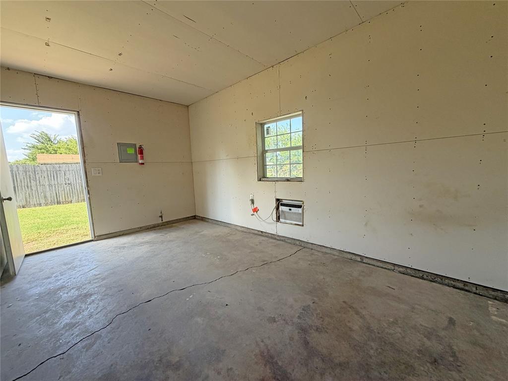 522 S Wilson Avenue Property Photo 28
