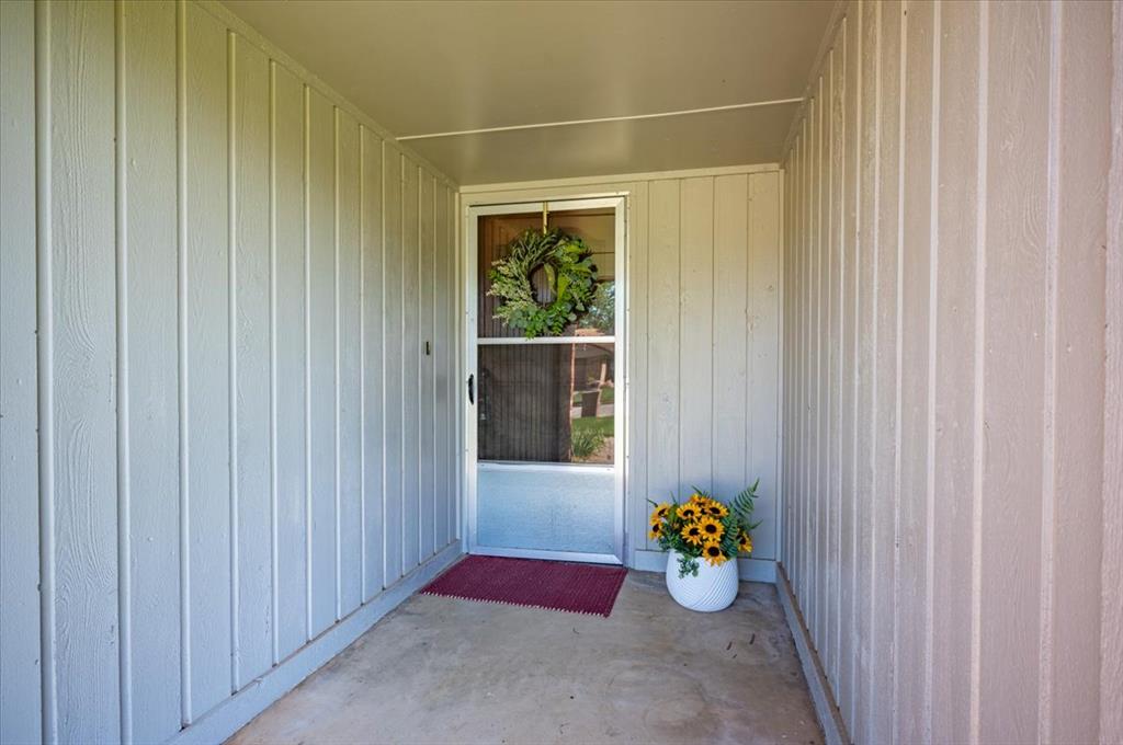 10605 Kristie Lane Property Photo 3