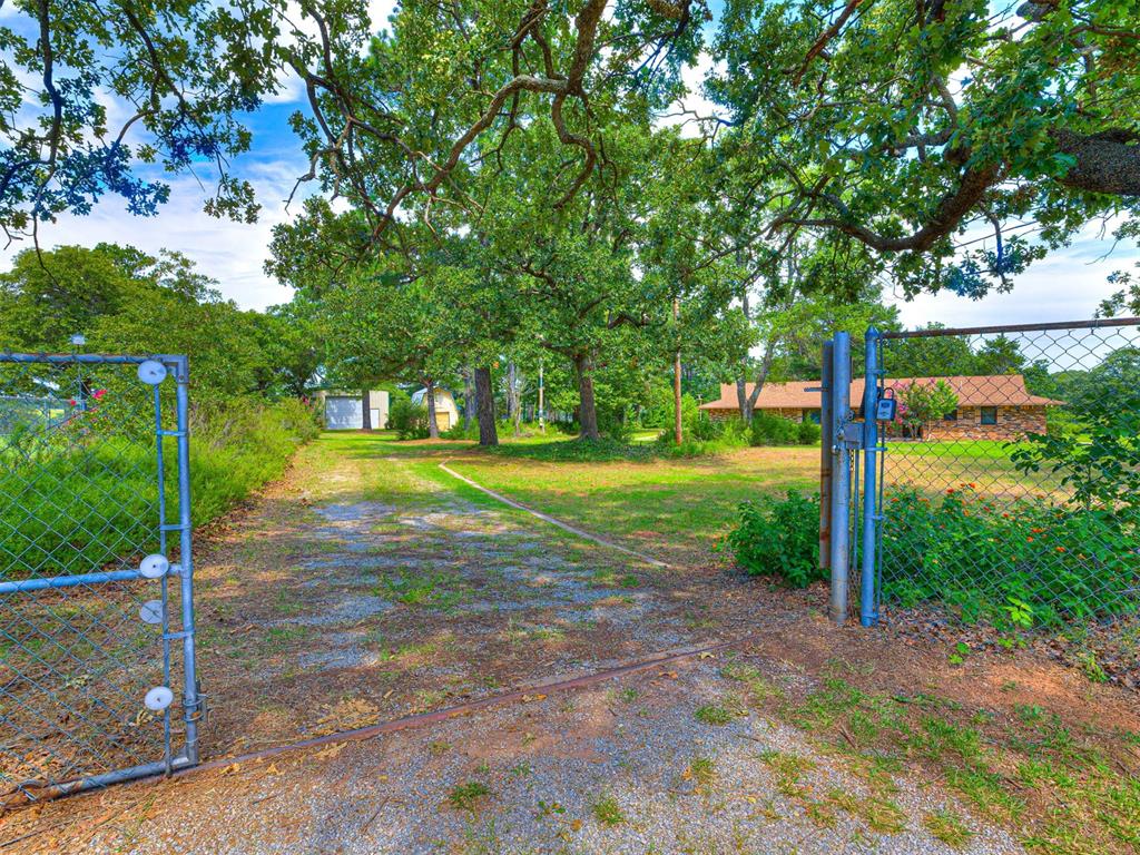 7101 S Pottawatomie Road Property Photo 6