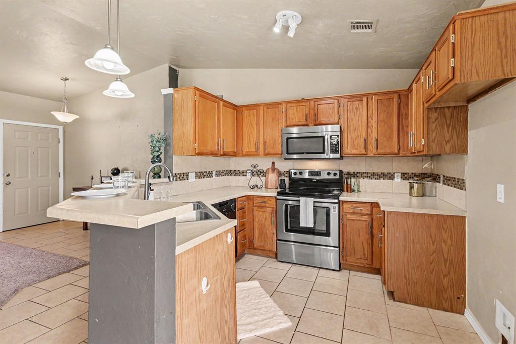 12288 Sw 11th Street Property Photo 7