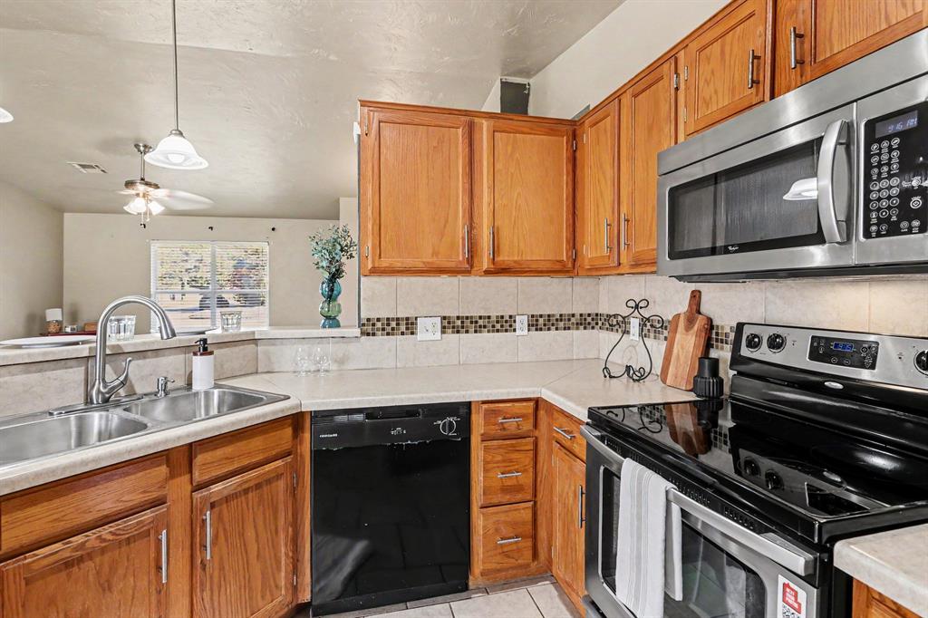 12288 Sw 11th Street Property Photo 8