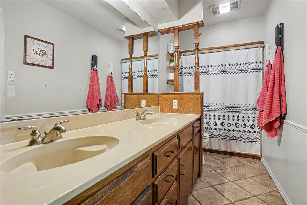 19298 East County Road 169 Property Photo 33