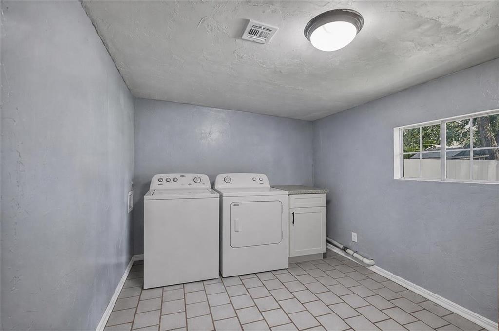 2609 Sw 28th Street Property Photo 26